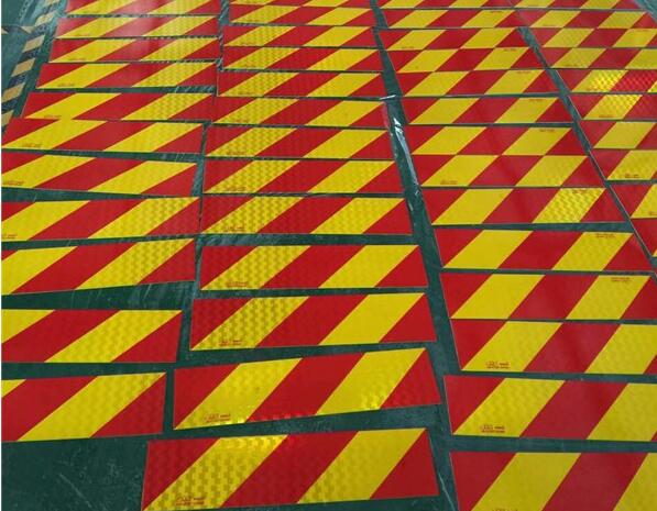 1625533468805554.jpg 3M反光膜以及其不同級別的分類.jpg