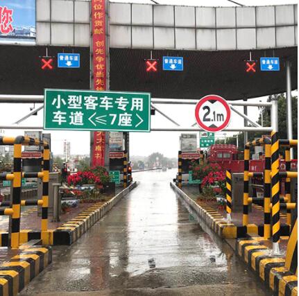 1625535392120088.jpg 銅陵交通警示柱的用途以及特點.jpg